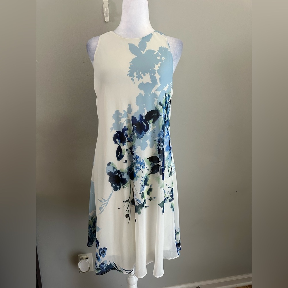 Lauren Ralph Lauren Floral Elegant Dress  6 White Blue Sleeveless Chiffon Dress
